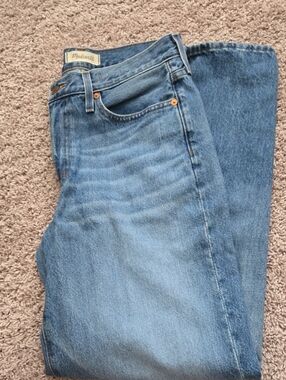 Madewell Light Blue Straight-Leg Jeans